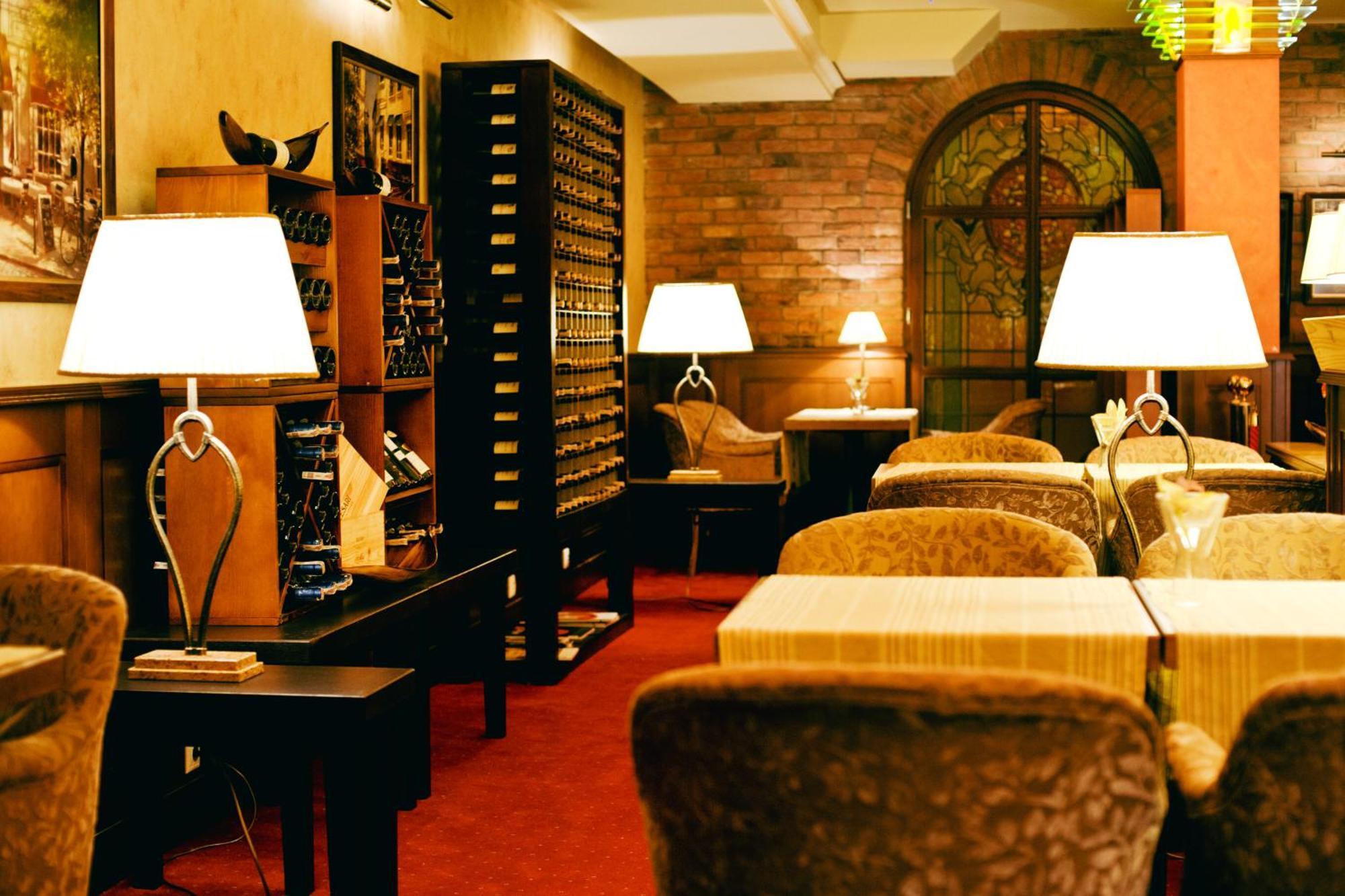Hotel Sloneczny Mlyn Быдгощ Экстерьер фото