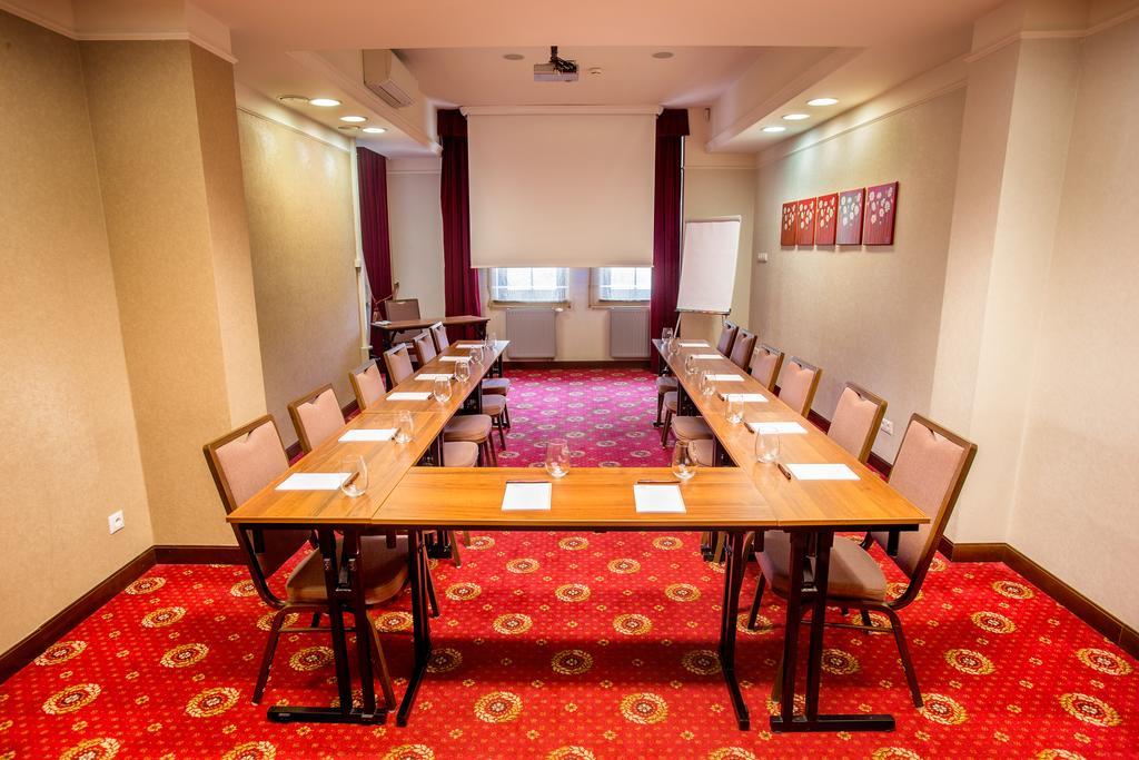 Hotel Sloneczny Mlyn Быдгощ Экстерьер фото