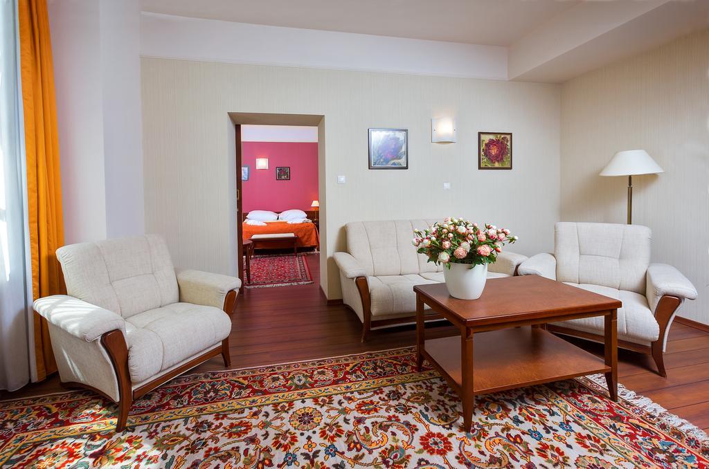 Hotel Sloneczny Mlyn Быдгощ Номер фото